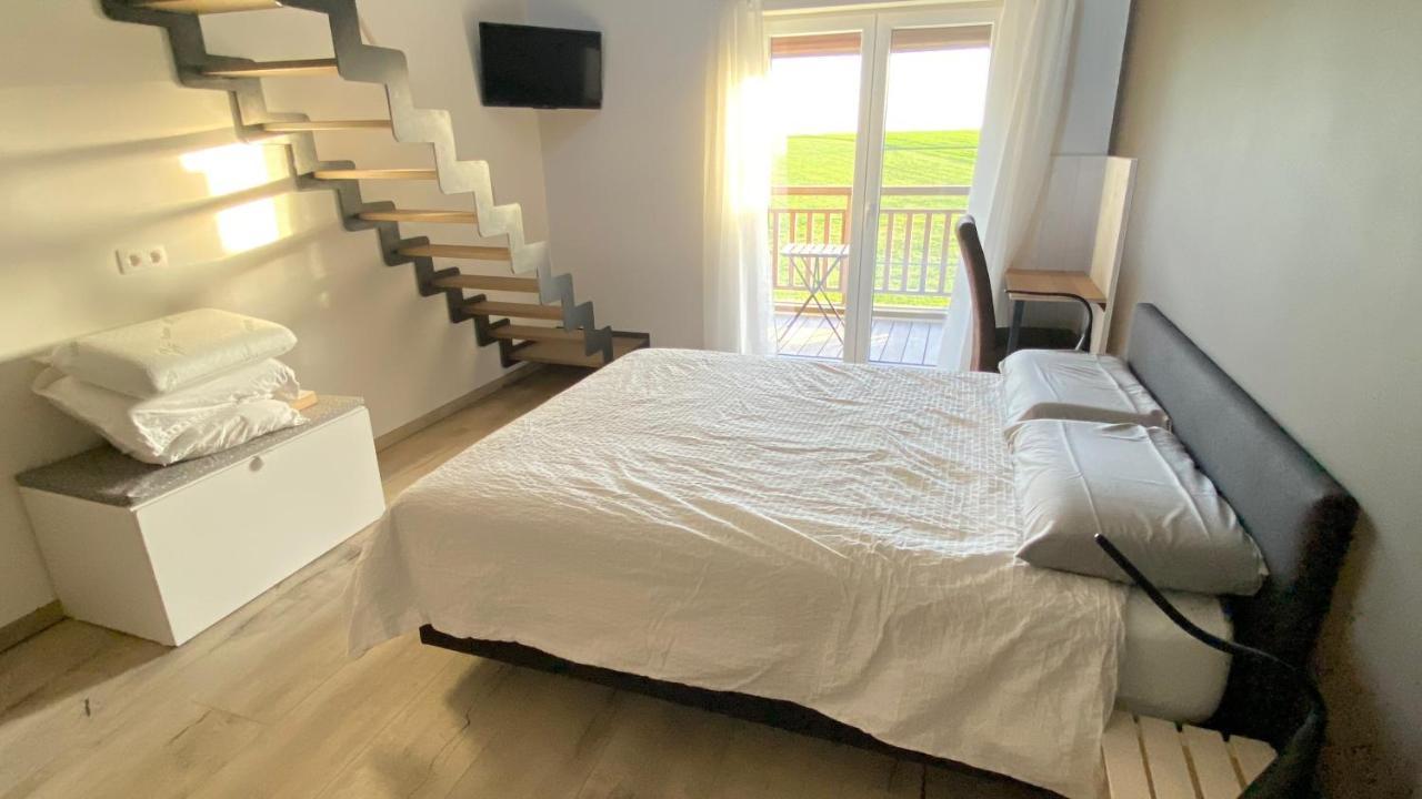 B&B Les Autres Sens Villers-la-Ville Εξωτερικό φωτογραφία